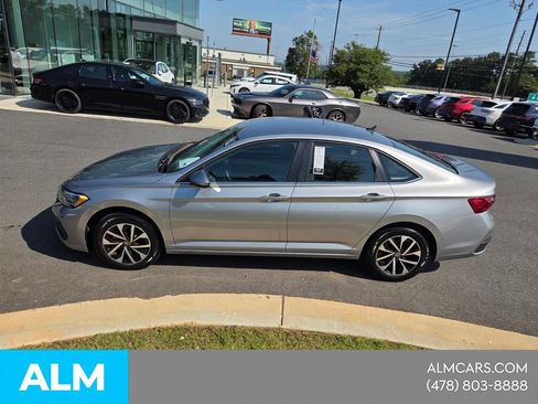 Used 2024 Volkswagen Jetta S FWD image 3
