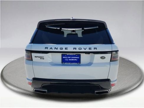 Used 2022 Land Rover Range Rover Sport HST image 13