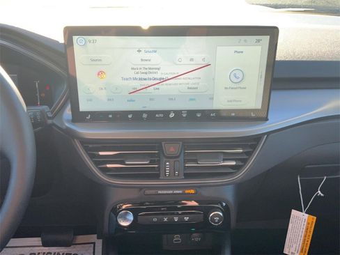 New 2025 Ford Escape SE image 22