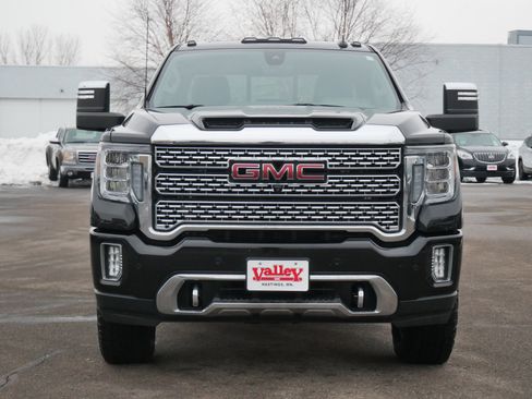 Used 2021 GMC Sierra 3500 Denali w/ Denali Ultimate Package image 2