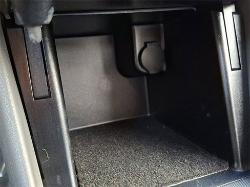 Used 2010 Nissan Altima 2.5 S image 22