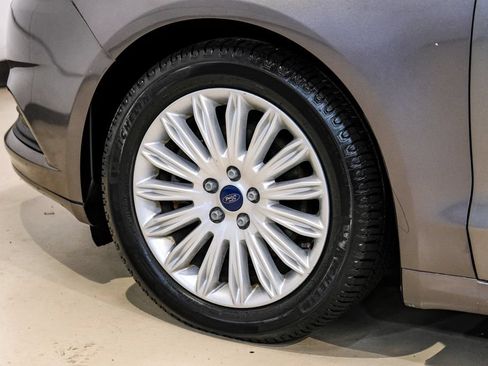 Used 2014 Ford Fusion SE FWD image 66