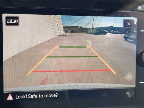 New 2026 Volkswagen Taos SE image 12