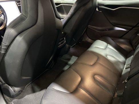 Used 2016 Tesla Model S AWD image 5