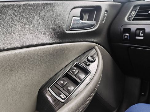 Used 2019 Chevrolet Impala LS FWD image 62