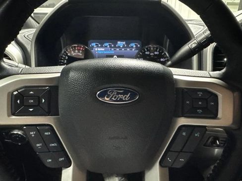 Used 2022 Ford F250 Lariat w/ Lariat Value Package AWD/4WD image 12