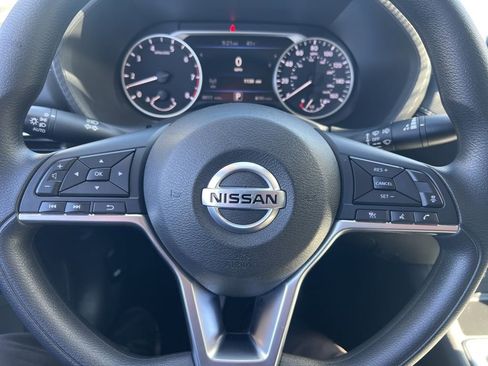 Used 2023 Nissan Sentra SV FWD image 56
