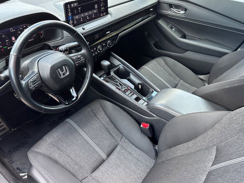 Used 2024 Honda Accord Sport image 10