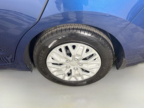 Used 2019 Hyundai Elantra SE image 36