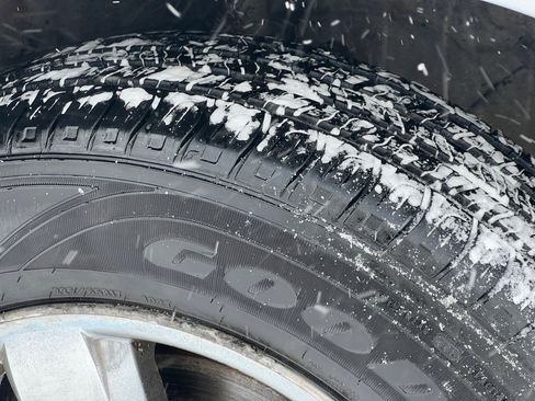 Used 2011 Ford Escape Limited w/ 302A Rapid Spec Order Code image 37