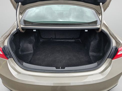 Used 2023 Chevrolet Malibu LT FWD image 17