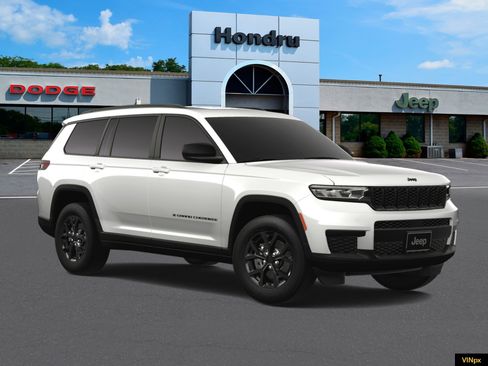 New 2025 Jeep Grand Cherokee L Altitude image 11