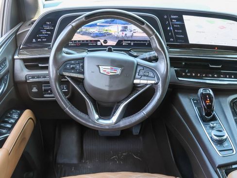 Used 2022 Cadillac Escalade Sport w/ Touring Package AWD/4WD image 28