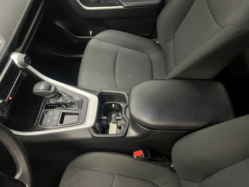 Used 2024 Toyota RAV4 XLE image 26