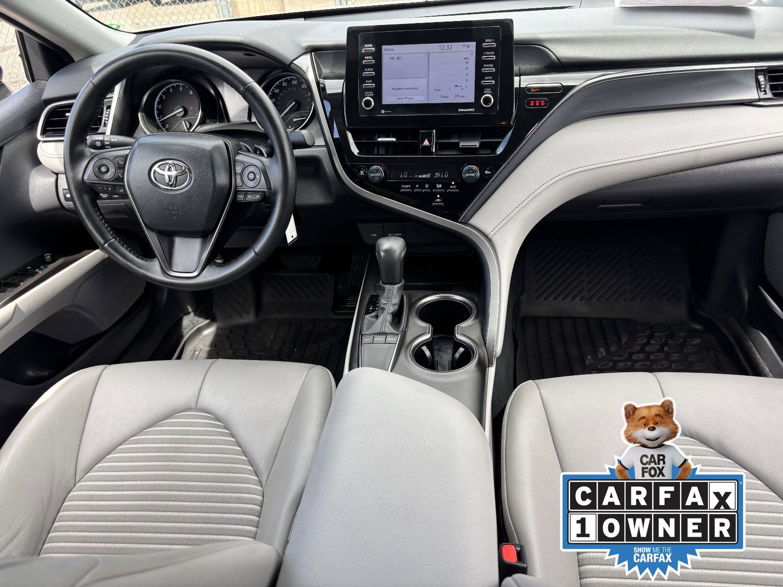 Used 2024 Toyota Camry SE FWD image 15