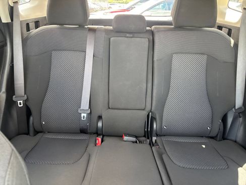 Used 2026 Kia Sportage LX FWD image 37