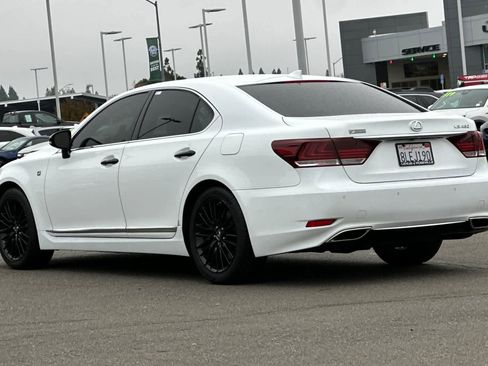 Used 2015 Lexus LS 460 image 7