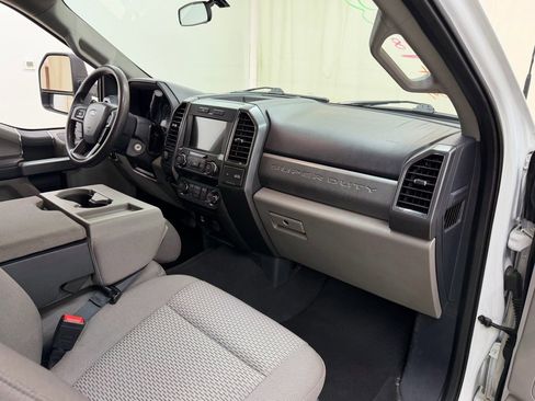 Used 2022 Ford F250 XLT image 12