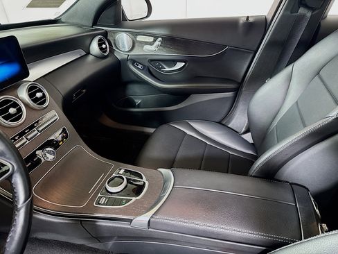 Used 2021 Mercedes-Benz C 300 4MATIC Sedan image 25