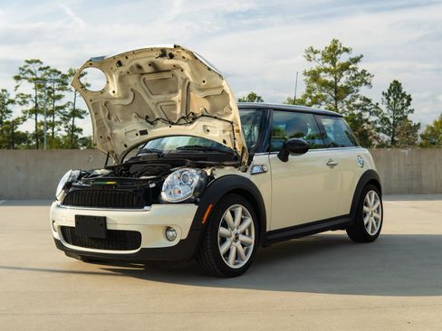 Used 2010 MINI Cooper S w/ Sport Pkg image 15