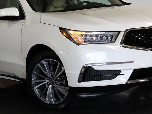 Certified 2018 Acura MDX SH-AWD w/ Technology Package image 8