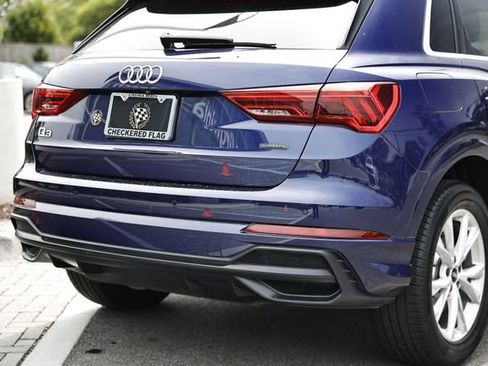 Used 2021 Audi Q3 2.0T Premium w/ Convenience Package AWD/4WD image 9