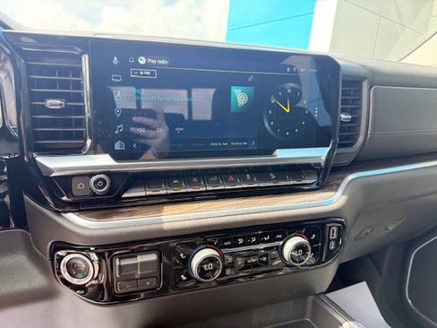 Used 2025 Chevrolet Silverado 1500 RST image 22