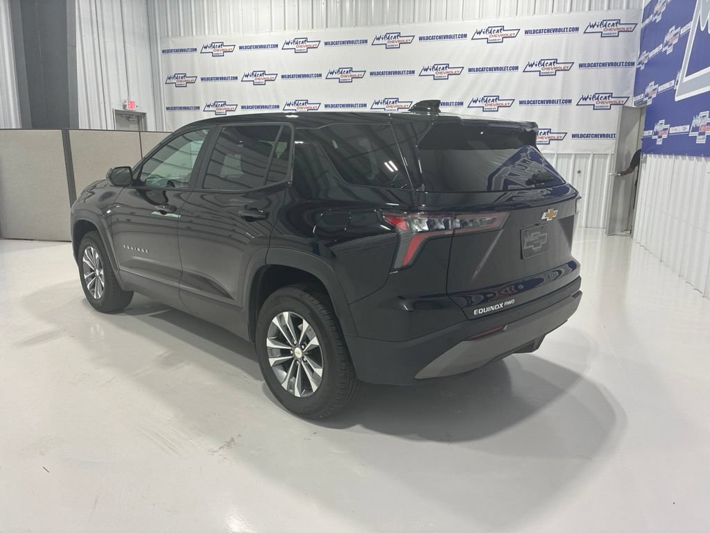 Used 2026 Chevrolet Equinox LT AWD/4WD image 4