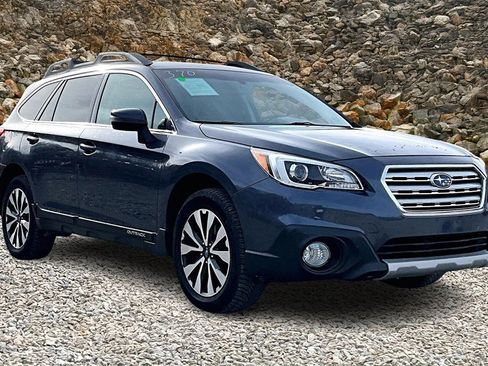 Used 2015 Subaru Outback 2.5i Limited image 10