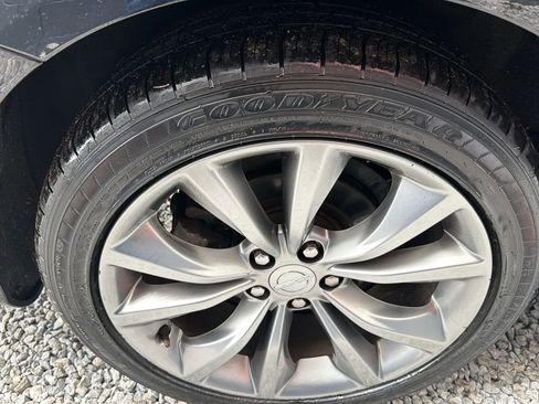 Used 2016 Chrysler 200 S image 4