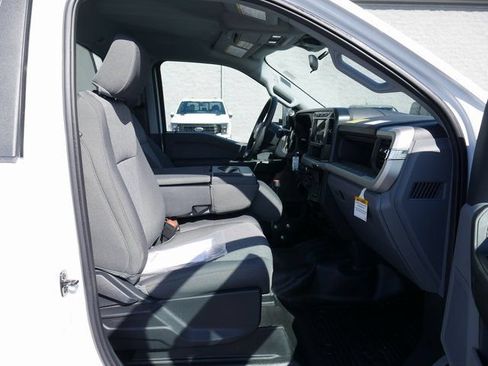New 2024 Ford F550 4x4 Regular Cab Super Duty image 23