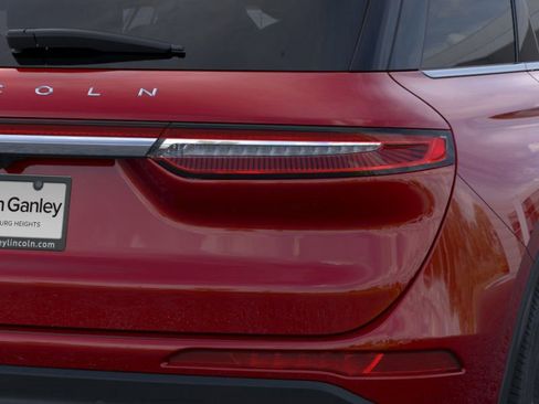 New 2026 Lincoln Corsair Premiere image 21