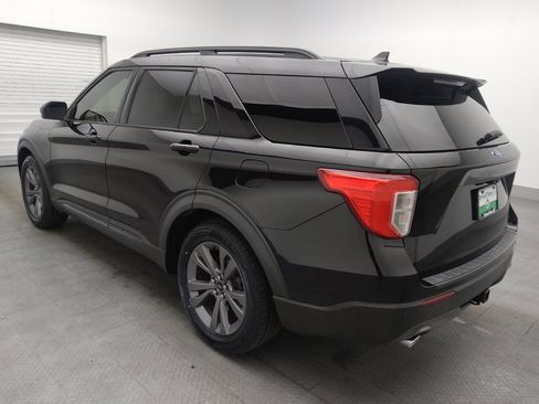 Used 2021 Ford Explorer XLT w/ Equipment Group 202A RWD image 5