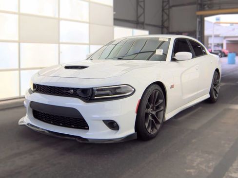 Used 2020 Dodge Charger Scat Pack RWD image 1