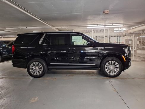 New 2026 GMC Yukon Denali w/ Sun & Power Step Package AWD/4WD image 4