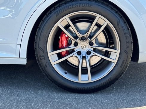 New 2025 Porsche Cayenne Turbo image 45