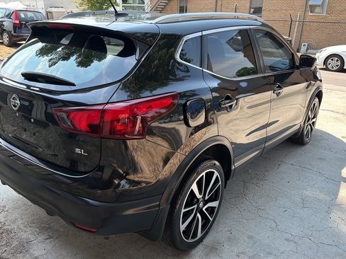 Used 2017 Nissan Rogue Sport SL FWD image 8