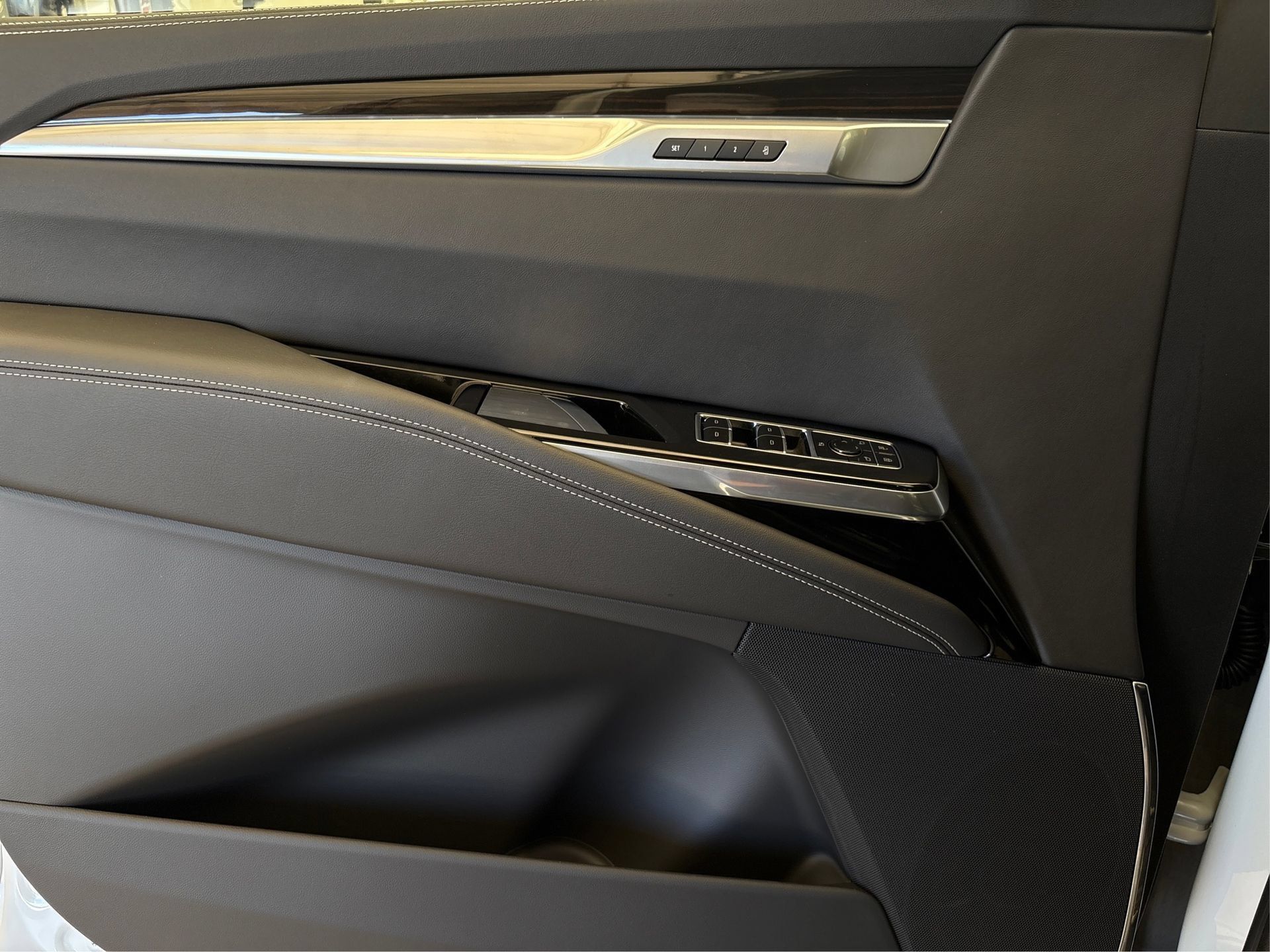 New 2026 Cadillac Escalade ESV 4WD image 20