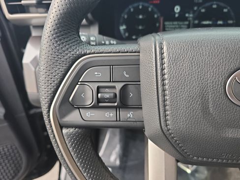 Used 2024 Toyota Tacoma TRD Sport image 19