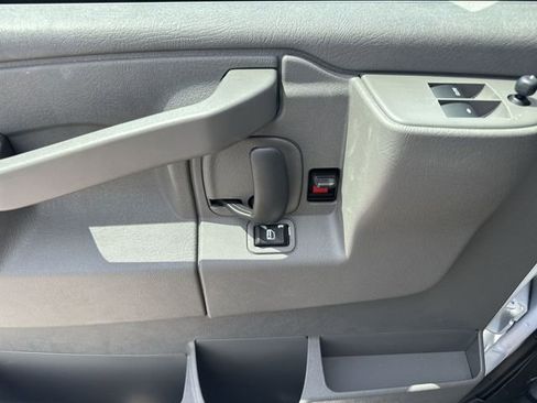 New 2026 GMC Savana 2500 image 13