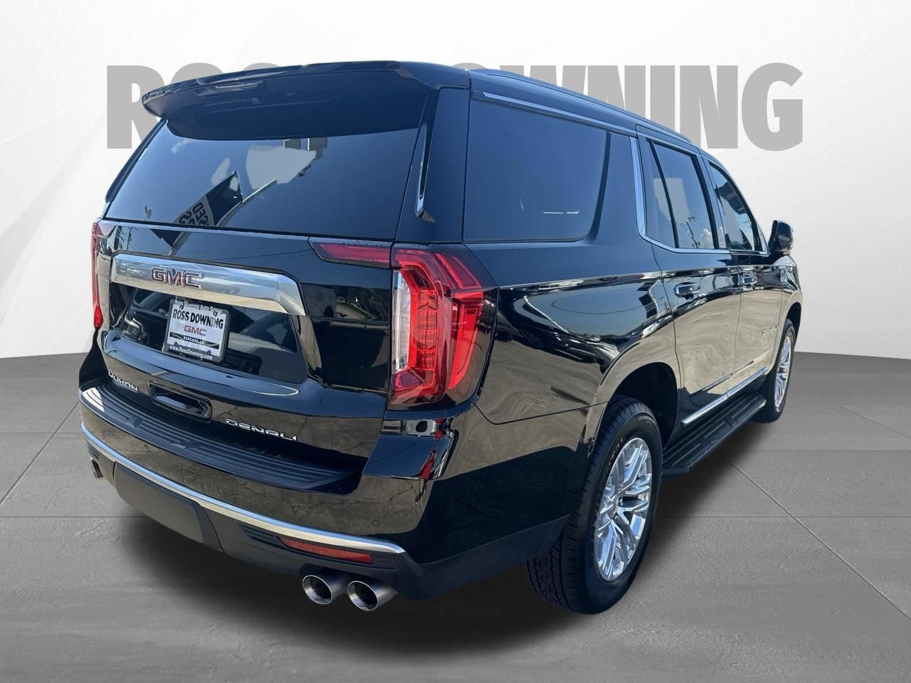 Used 2023 GMC Yukon Denali AWD/4WD image 4