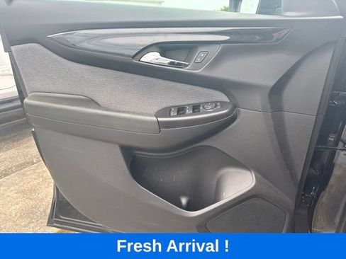 Used 2024 Chevrolet TrailBlazer LS w/ LS Convenience Package FWD image 12