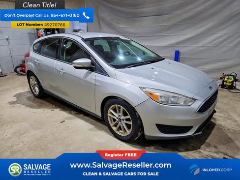 Used 2015 Ford Focus SE w/ Reverse Sensing Package image 5