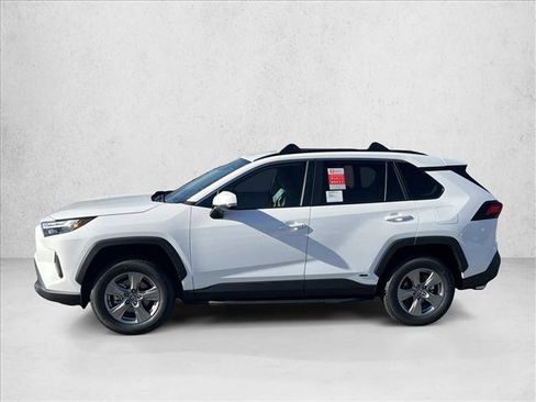 New 2025 Toyota RAV4 LE image 5