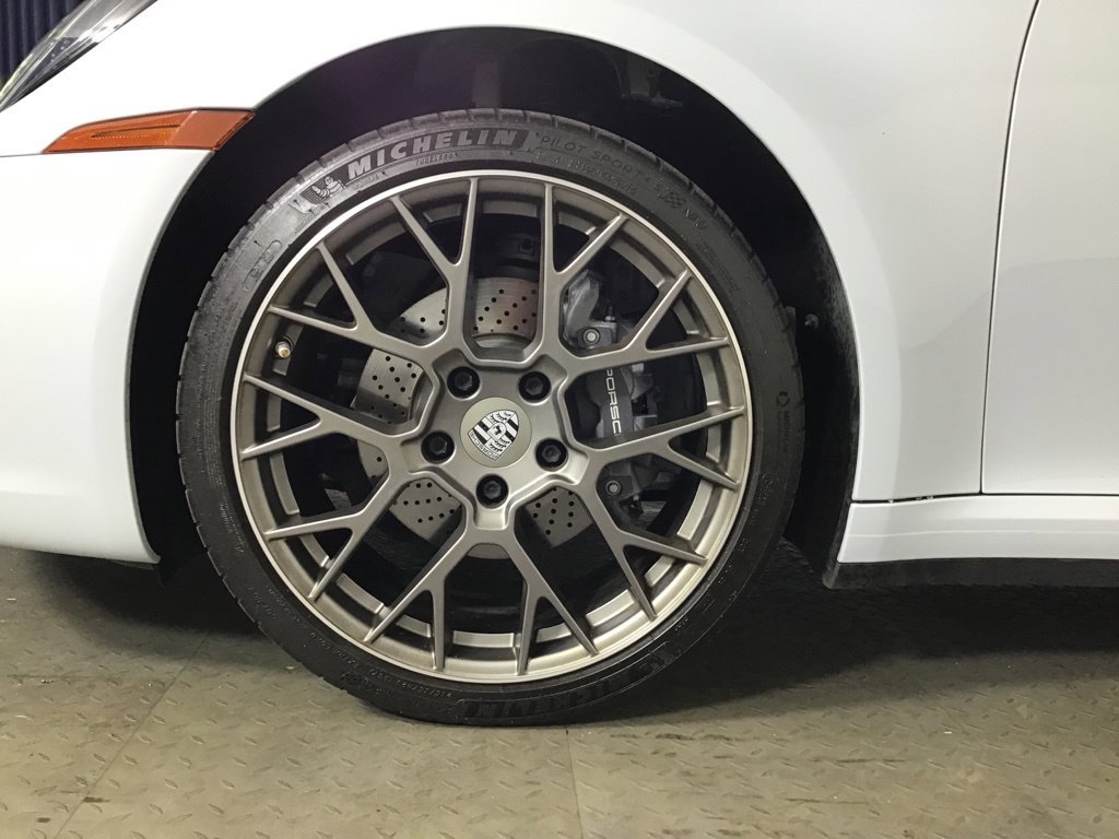 Certified 2023 Porsche 911 Carrera 4 AWD/4WD image 11