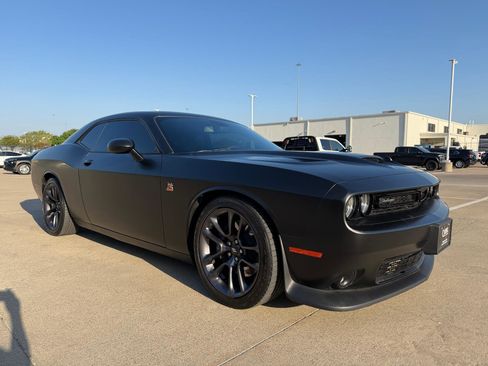 Used 2023 Dodge Challenger R/T Scat Pack image 2