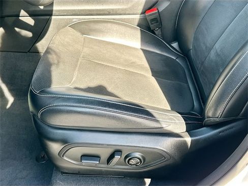 Used 2023 Jeep Grand Cherokee Altitude image 18