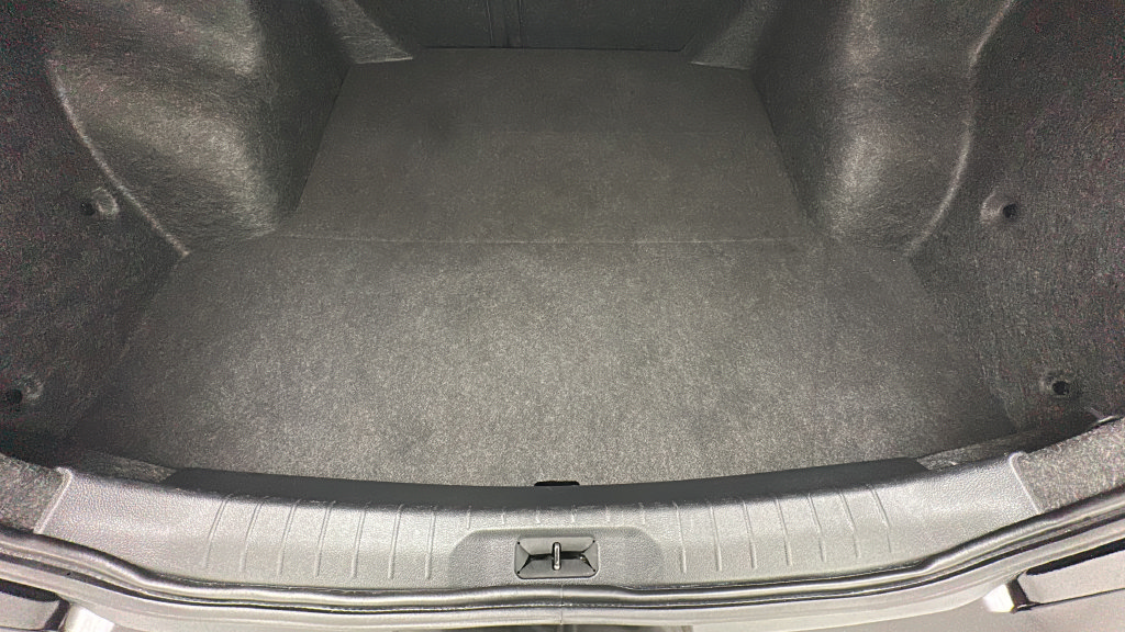 Used 2025 Nissan Altima 2.5 SV FWD image 21