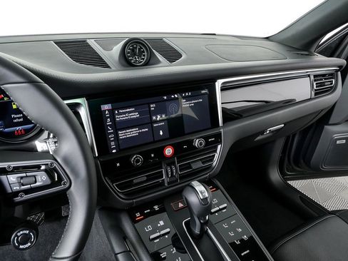 New 2026 Porsche Macan Turbo image 13