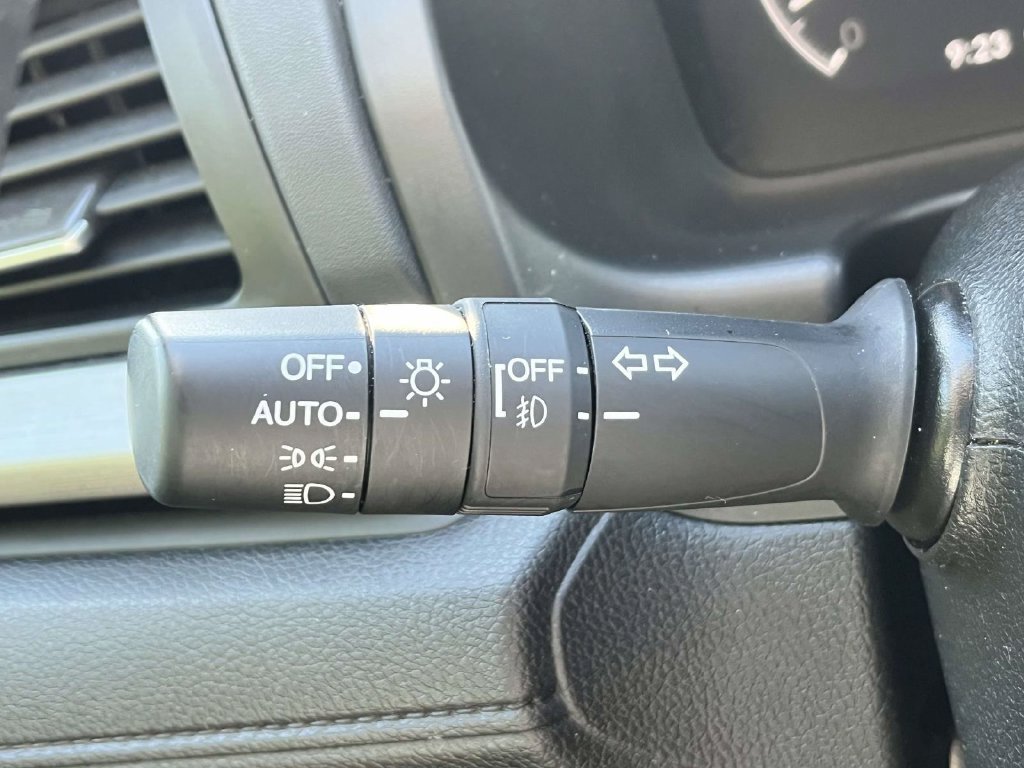 Used 2025 Honda Odyssey EX-L image 23